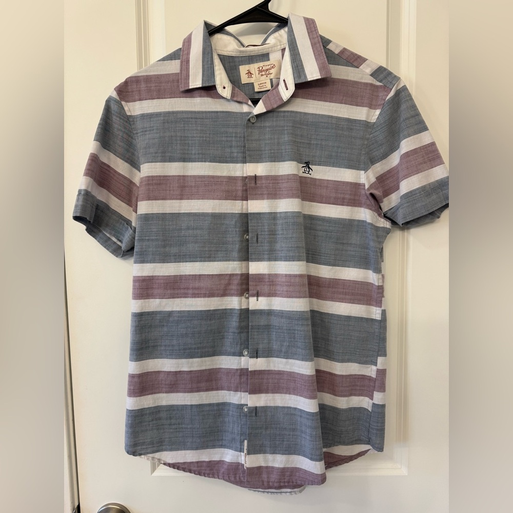 Penguin by munsingwear size: small striped short sleeve button up EUC